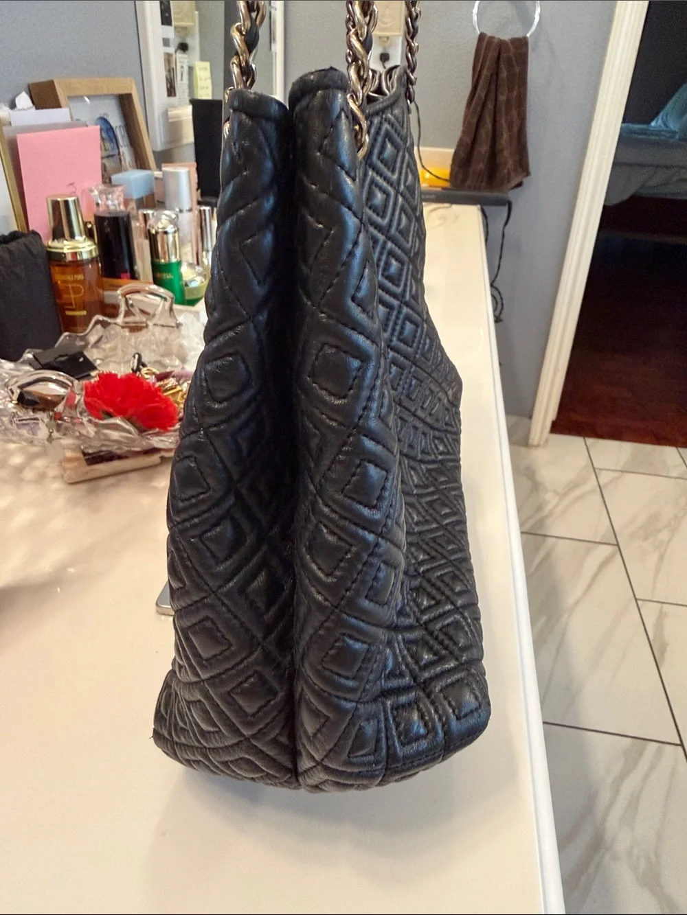 Tory Burch Black Quilted Chain-Handle Shoulder Bag - Picture 8 of 17